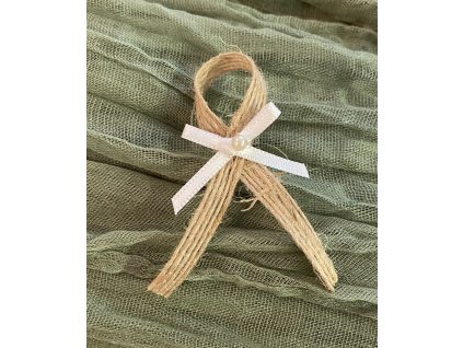 64E37FEA AA72 449D 9AC7 8CA51593F775