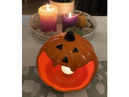 5852A653 BC49 4DE8 A881 4EB24FD5C7E1