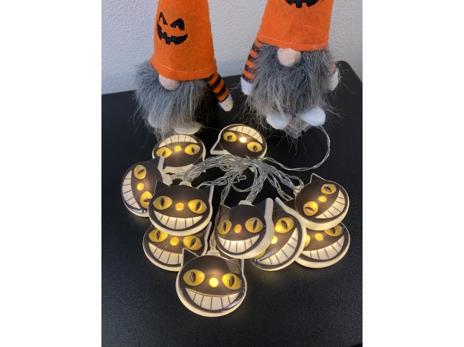 ED600A5B 18FE 4701 8500 AB5D036D7DEE