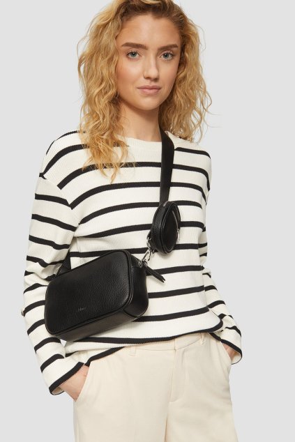 2161787.9999 outfit