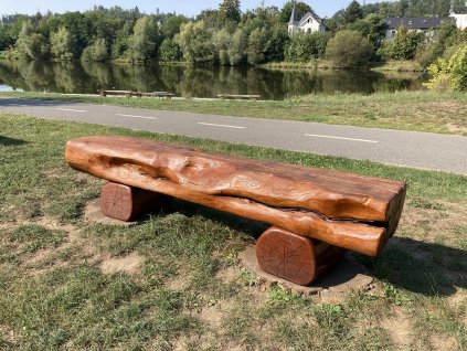 Akátová lavice VZA - PŮLKULÁNOVÁ - ručně vyrobená - PK003