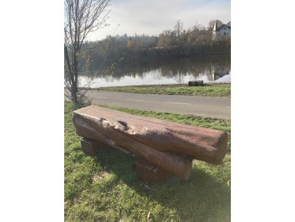 PK004 - Akátová lavice TRÁMOVÁ