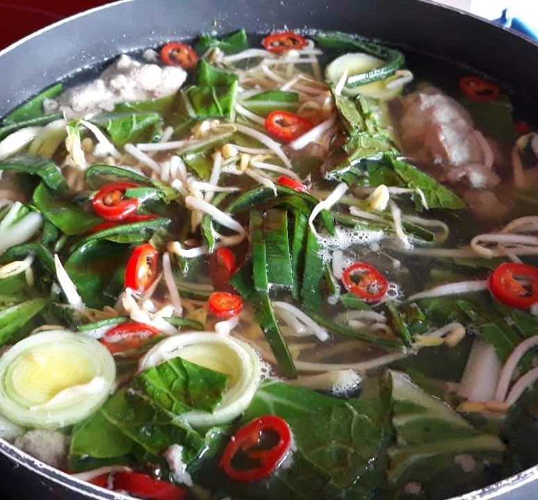 Japonská polievka Nabemono