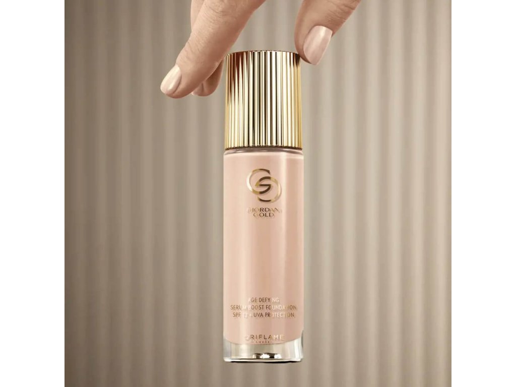 Omladzujúci krycí krém Giordani Gold Serum Boost SPF 12 + UVA 3