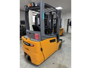 El. vysokozdvižný vozík Jungheinrich EFG 216 r.v. 2019