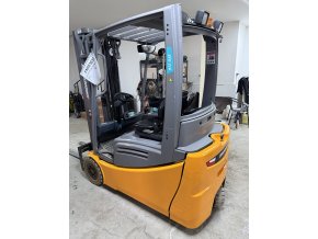 El. vysokozdvižný vozík Jungheinrich EFG 216 r.v. 2019