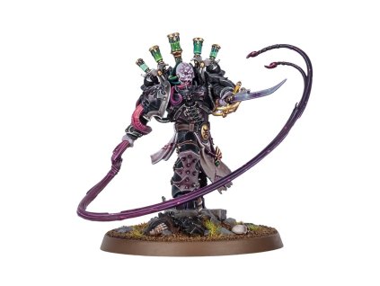 99120102201 ECLuciusTheEternal01[1]