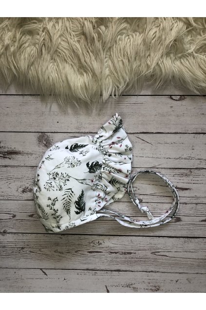 Detský bavlnený čepček - s volánmi