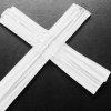 Biały krzyż ścienny ze szkła warstwowego WAGA