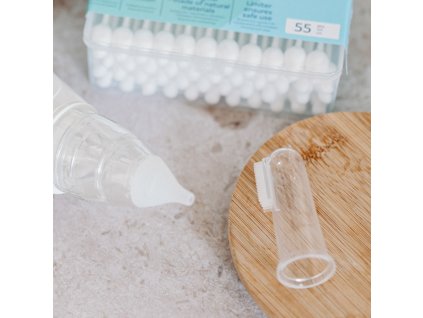 canpol babies silikonova zubna kefka na dasna a zuby