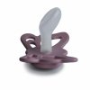 ANATOMICKÝ CUMLÍK FRIGG BUTTERFLY TWILIGHT MAUVE, 6-18M, SILIKÓN