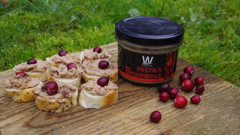 Brusinková paštika jednohubky