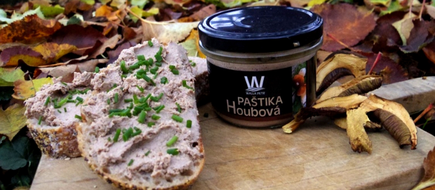 Houbová paštika chleba