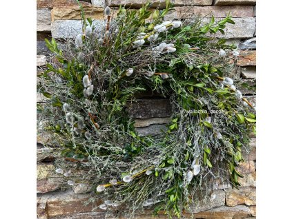 Jarní zelený věnec 45cm