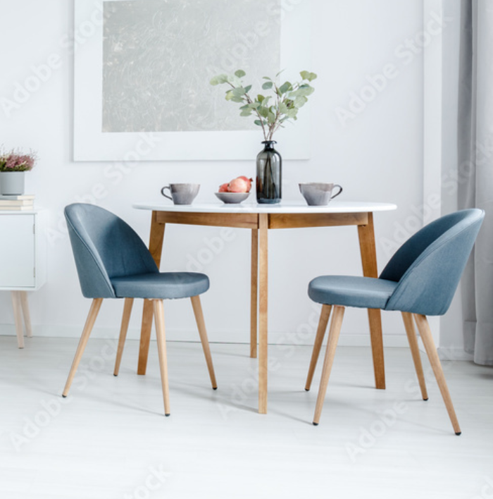 Jaké podložky a kluzáky použít pod nábytek na koberci