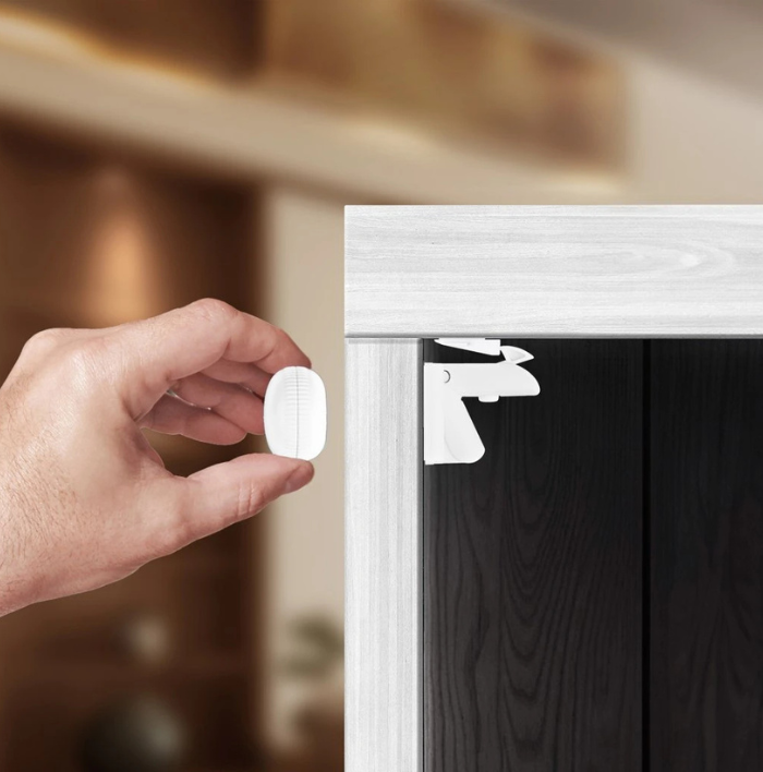 Magnetický zámek: Neviditelná dětská pojistka, kterou využijete mnoha způsoby