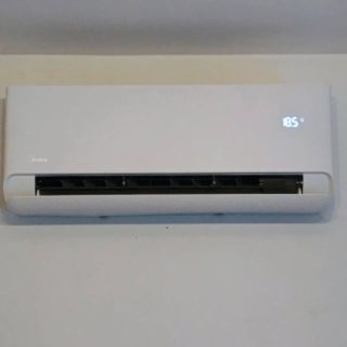 Čereňany + Midea = LETO V POHODE 😎❄️ Klimatizácia nainštalovaná, všetko fičí ako má. 🔧 My sme sa zapotili, zákazník sa už...