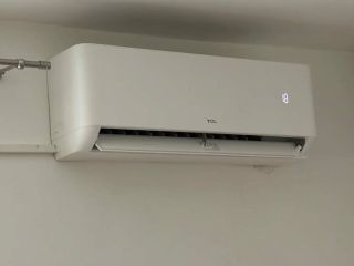 🌡️ Jedno zariadenie. Komfort počas celého roka. V rodinnom dome v Novákoch pribudla nová klimatizácia, ktorá prinesie: ❄️...