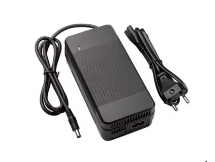 Rychlonabíječka nabíjecí stanice Li-ion 12,6 V 10 A