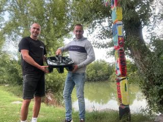 Dnešná odovzdávka loďky Michalovi z @riverbaits s vysvetlením základných funkcií pri vode. Ďakujeme za prejavenú dôveru a...