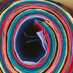 Malai, Piñatex a korek: KarMa vítá nové materiály!