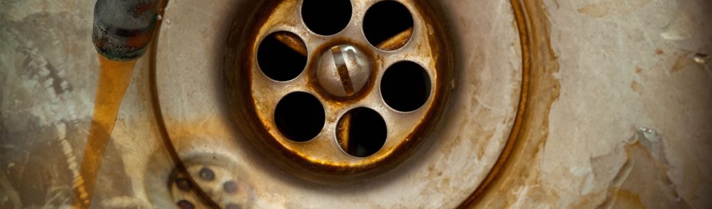 Jak si poradit s vodou, která obsahuje nadměrné množství železa a manganu?