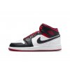 air jordan 1 Mid gs toe