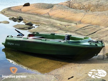Polyetylenový motorový člun RiverBoats 460 SD