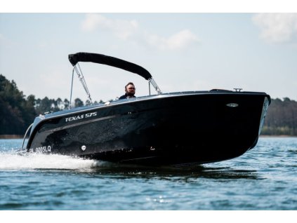 Motorový člun Texas 575