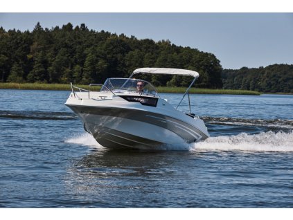 Laminátová loď AM YACHT 557 Cabin