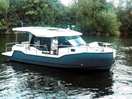 Výtlačná kajutová loď Sun Camper 31