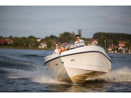 Motorový člun Coaster 640 Sun Deck