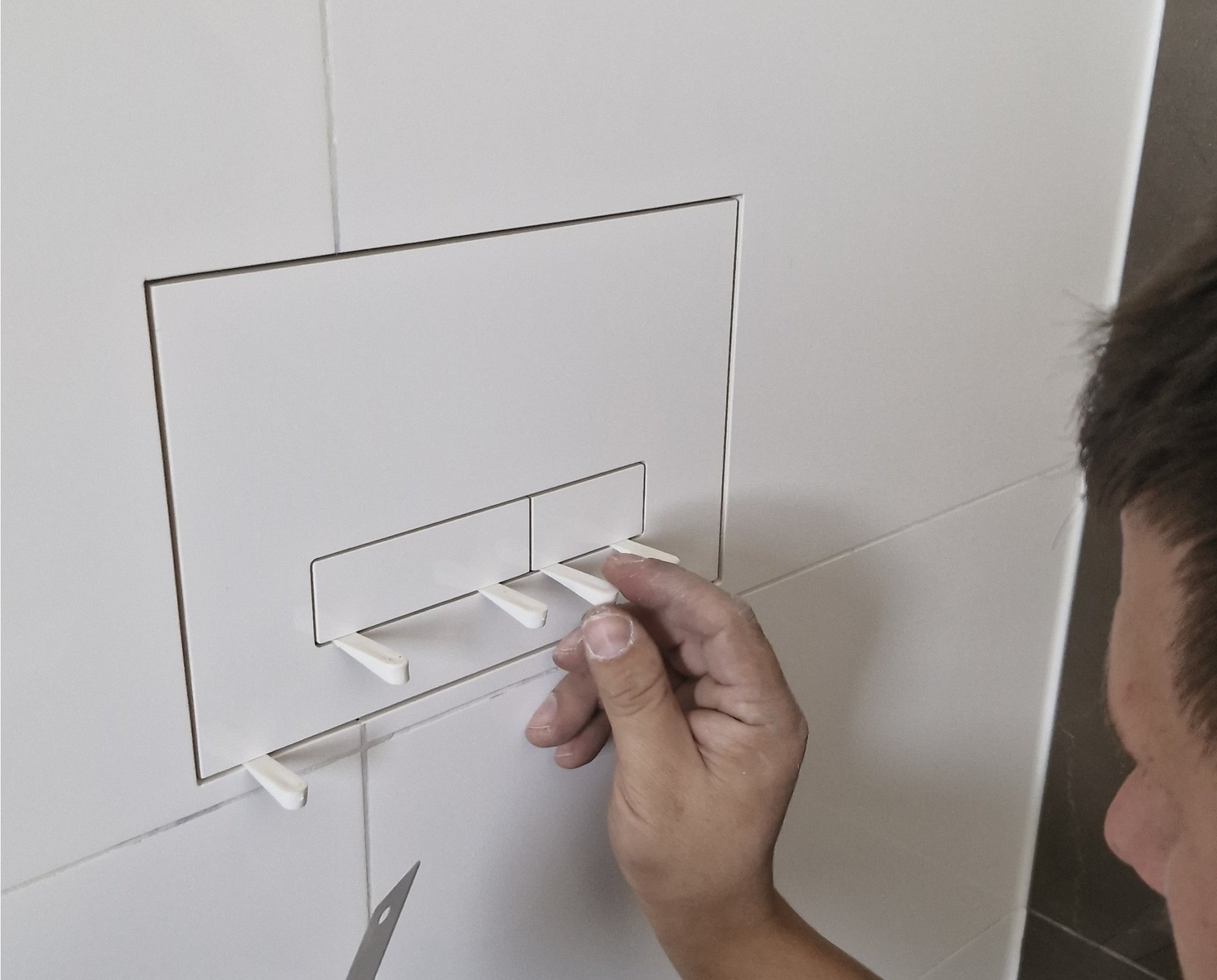 Can You Install an Under-Tile Flush Plate After the Tiles Are Already Installed?