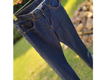 Klasické slim fit tmavé džíny