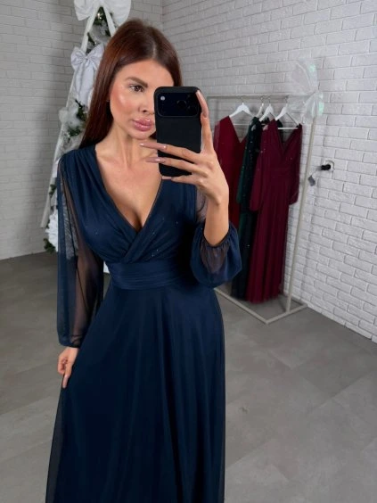 Barva: Tmavě modrá