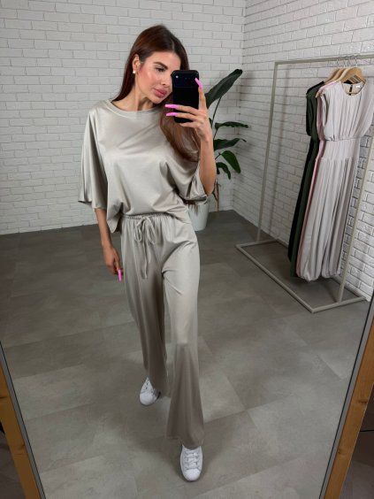 Farba: Studená hnedá