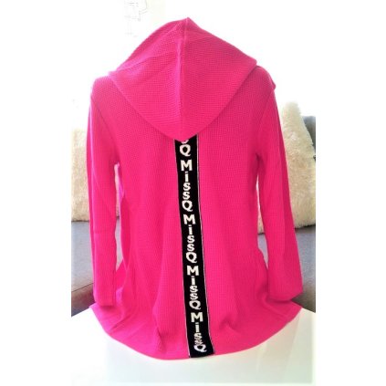 pleteny upletovy ruzovy kardigan sveter s kapucnou s kapucou missq kardigan s napisom vzadu s kapucnou missq kardigany pletene ruzove damske