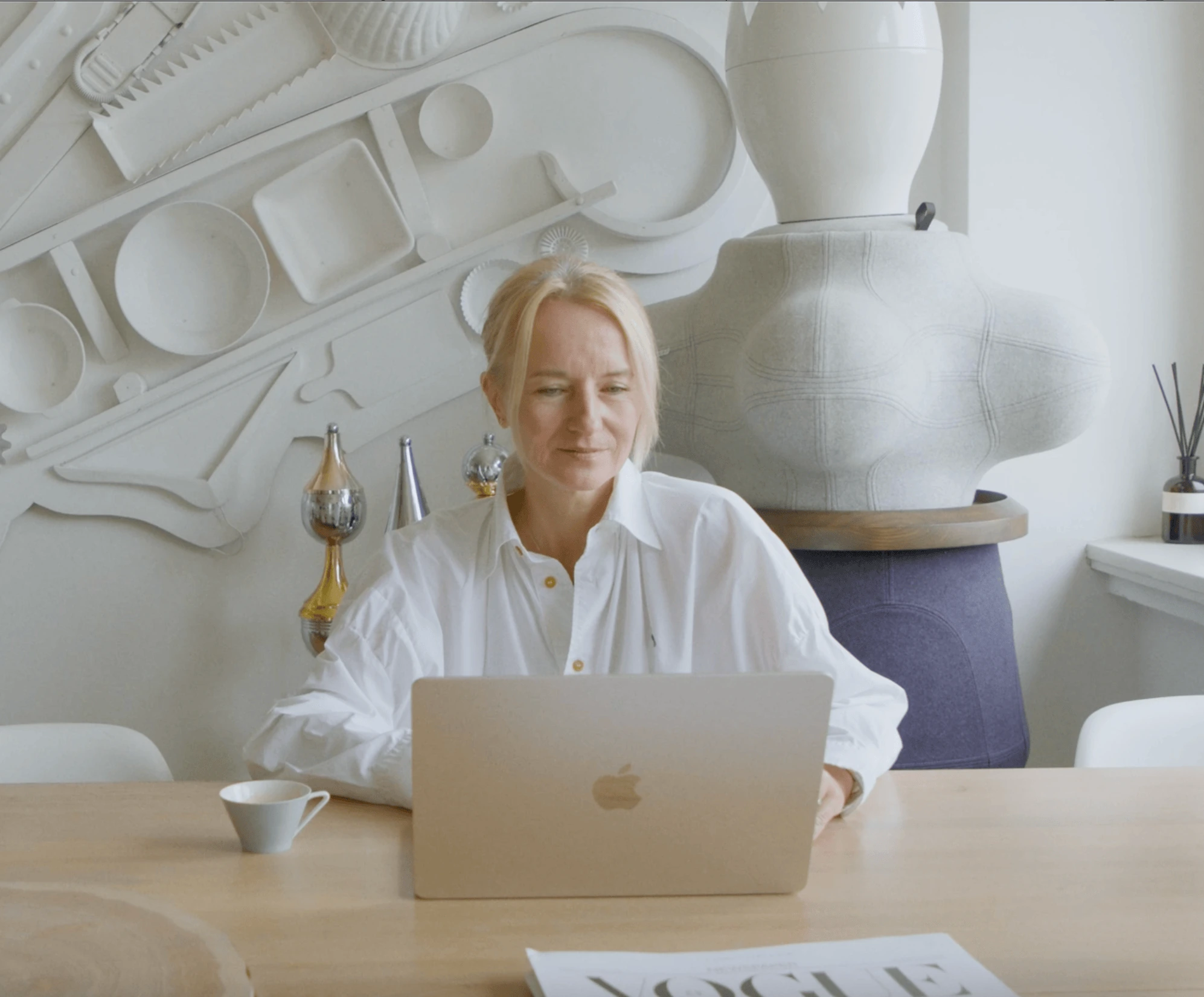Jana Zielinski v prvním dílu Ritual People