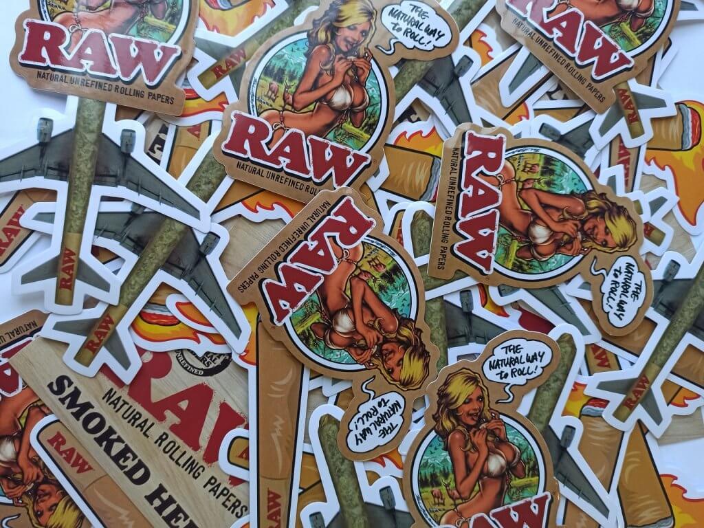 Výhodná sada samolepek RAW 6 ks