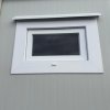 Okno-ventilačka do kontejneru