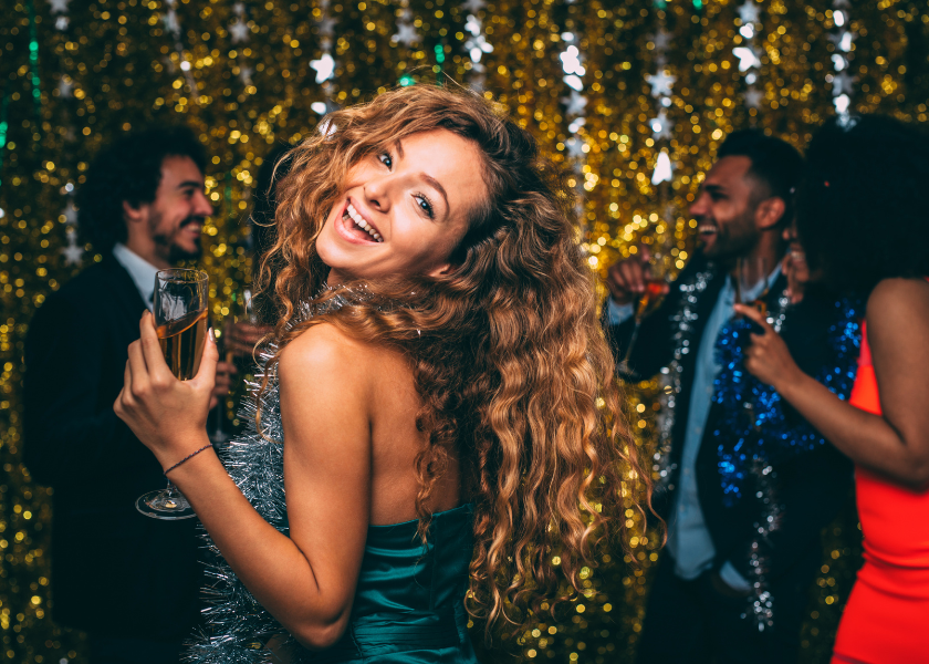 Zena_na_party