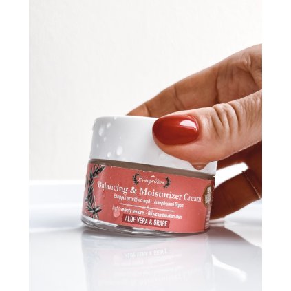 Harmonizující a hydratační krém