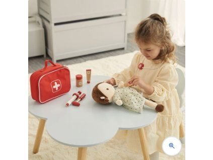 Dřevěná lékárnička