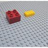 Dětský herní stůl na LEGO a DUPLO s úložným prostorem – malý