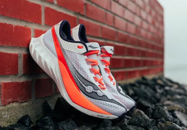 Saucony Endorphin Pro 4 - pohled 1