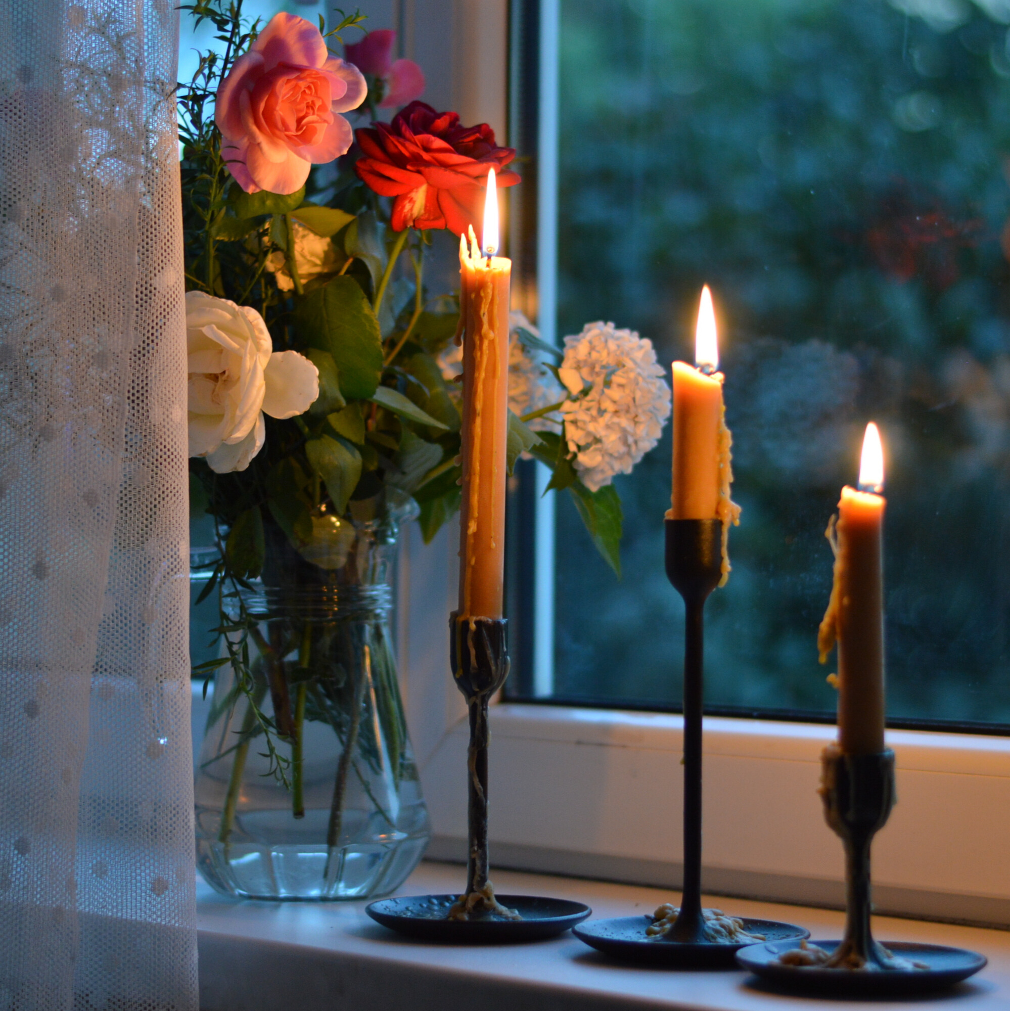 Spríjemnite si jesenné a sychravé počasie našimi sviečkami zo včelieho vosku