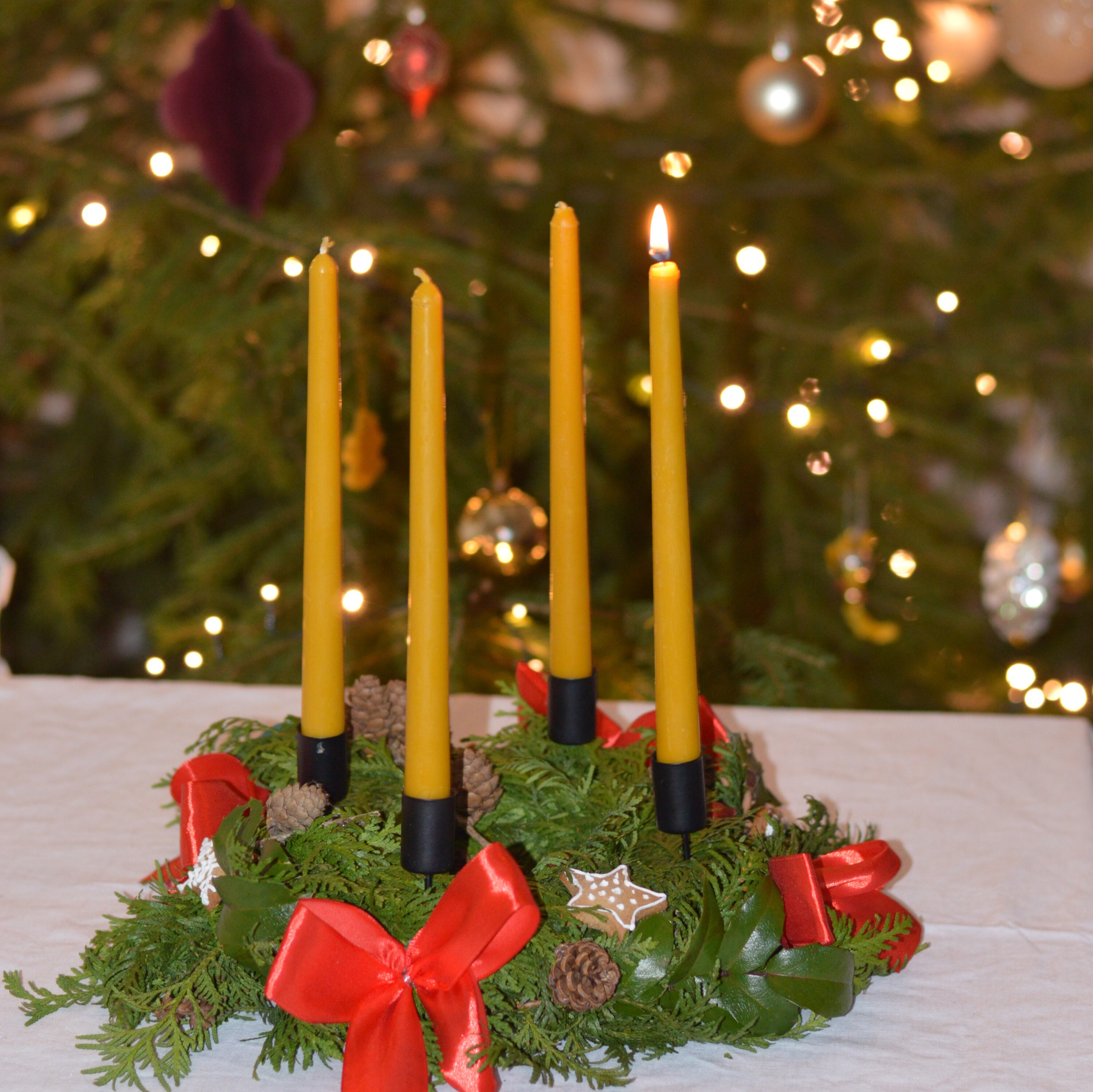 Adventné sviečky z včelieho vosku
