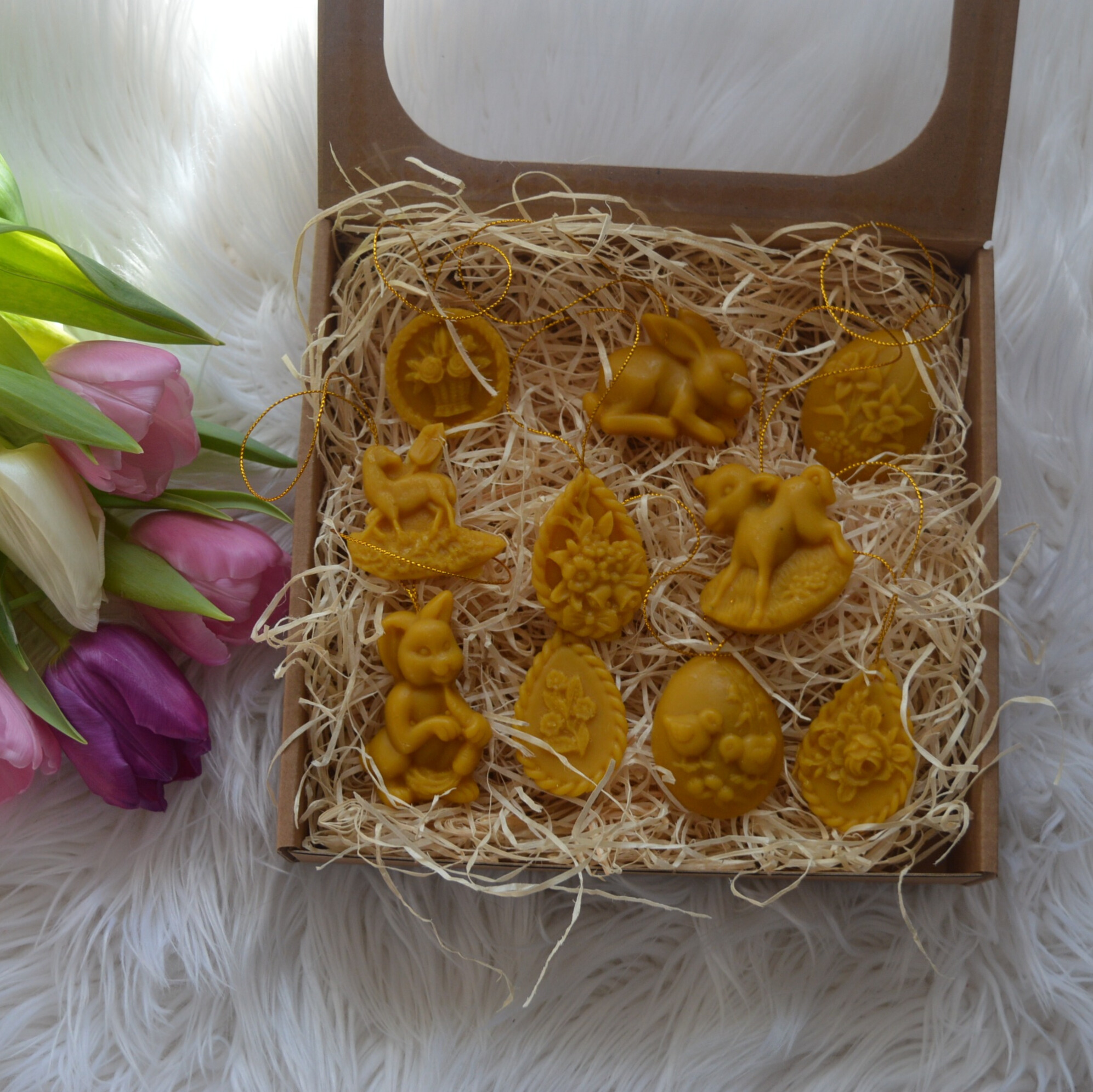 Veľkonočné ozdoby zo včelieho vosku