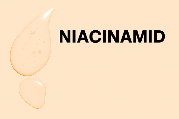 Niacinamid: Jak pomáhá s akné, póry, pigmentací a dehydratací pleti