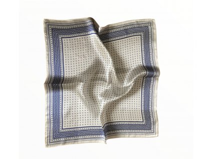 Hedvábný šátek bílo-modrý s jemným vzorem 52x52 cm v dárkovém balení, WHITE ORCHID